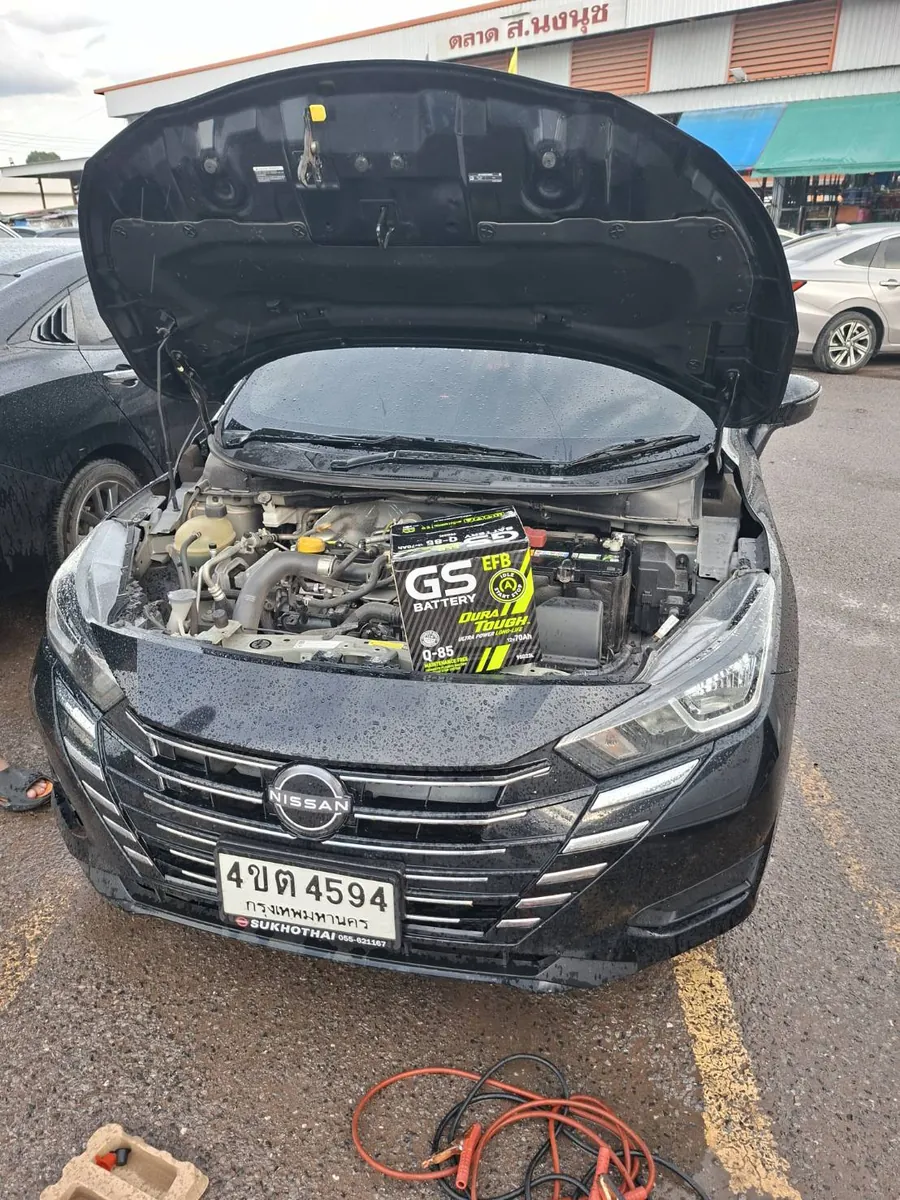 เปลี่ยนแบตเตอรี่รถยนต์ GS EFB รถ Nissan โดย Dobatt